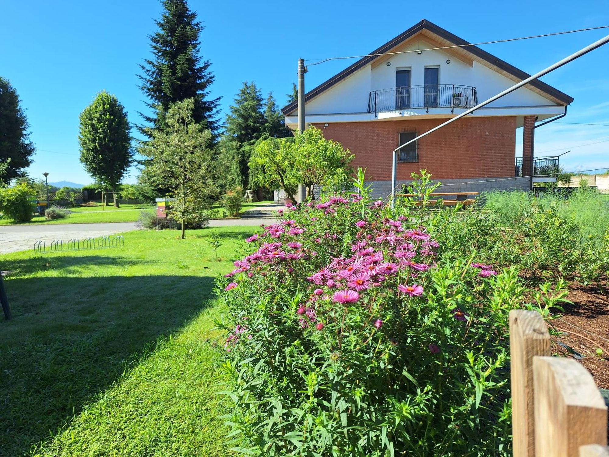 Casa Matilde Villa Leinì Eksteriør bilde